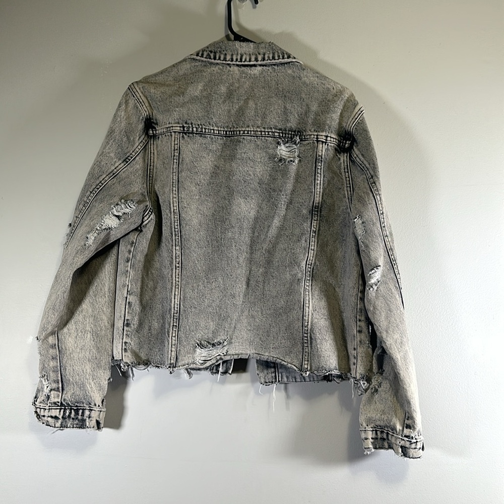 Vervet classic crop fit distressed acid wash Jean jacket size large - Picture 5 of 8